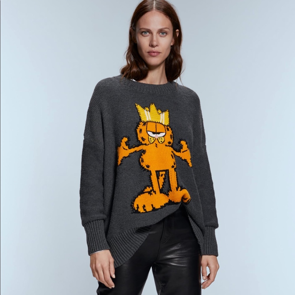 NWT Garfield sweater